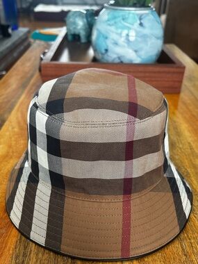 Burberry Plaid Bucket canvas Hat